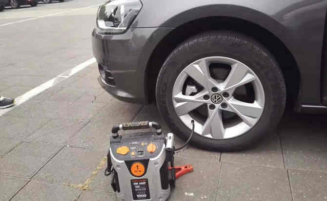 临西汽车搭电案例